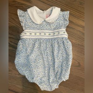 Baby girls 12mos blue floral bubble, snap bottom, never worn